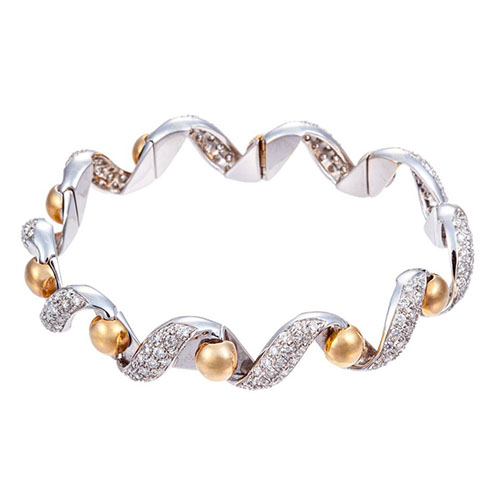 bracelet with diamonds